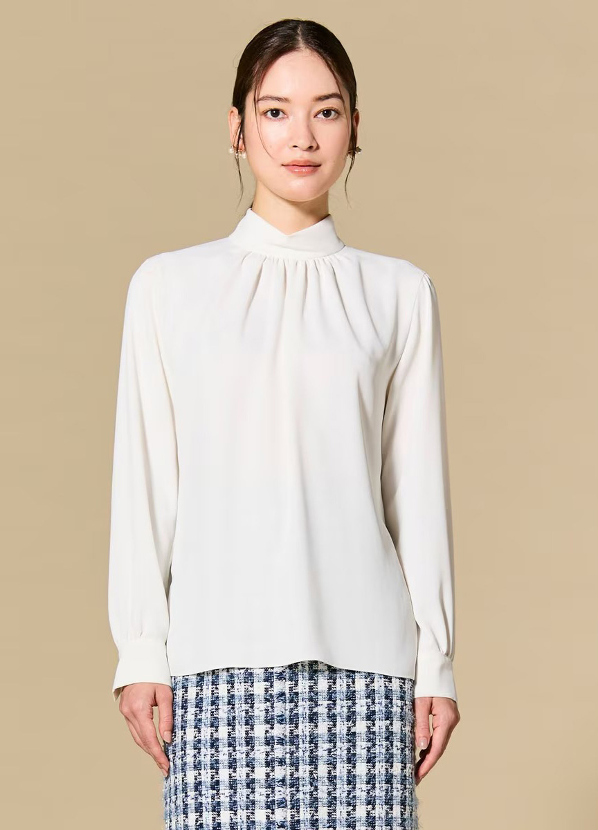 細褶設計立領長袖襯衫